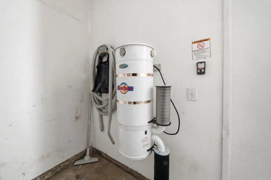 https://cdn.realtyfeed.com/cdn/127/306680662/ff34c07e18fba71d410f1bb6eac8dd88.webp
