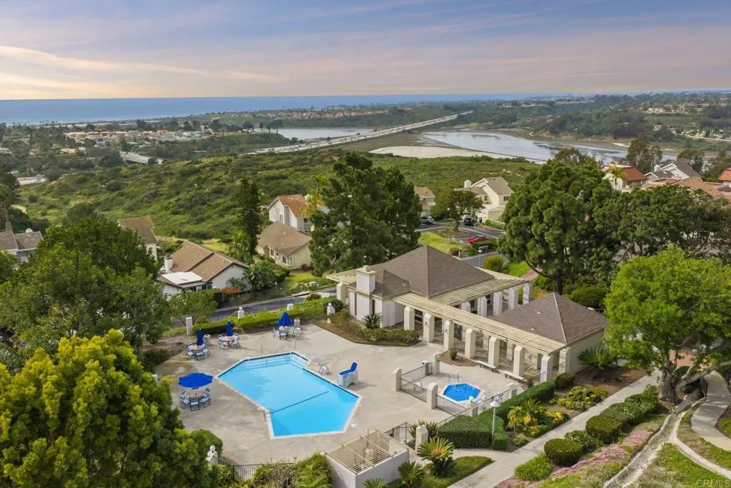 https://cdn.realtyfeed.com/cdn/127/306680664/2244ea645976d5bc50390d984e3b4829.webp