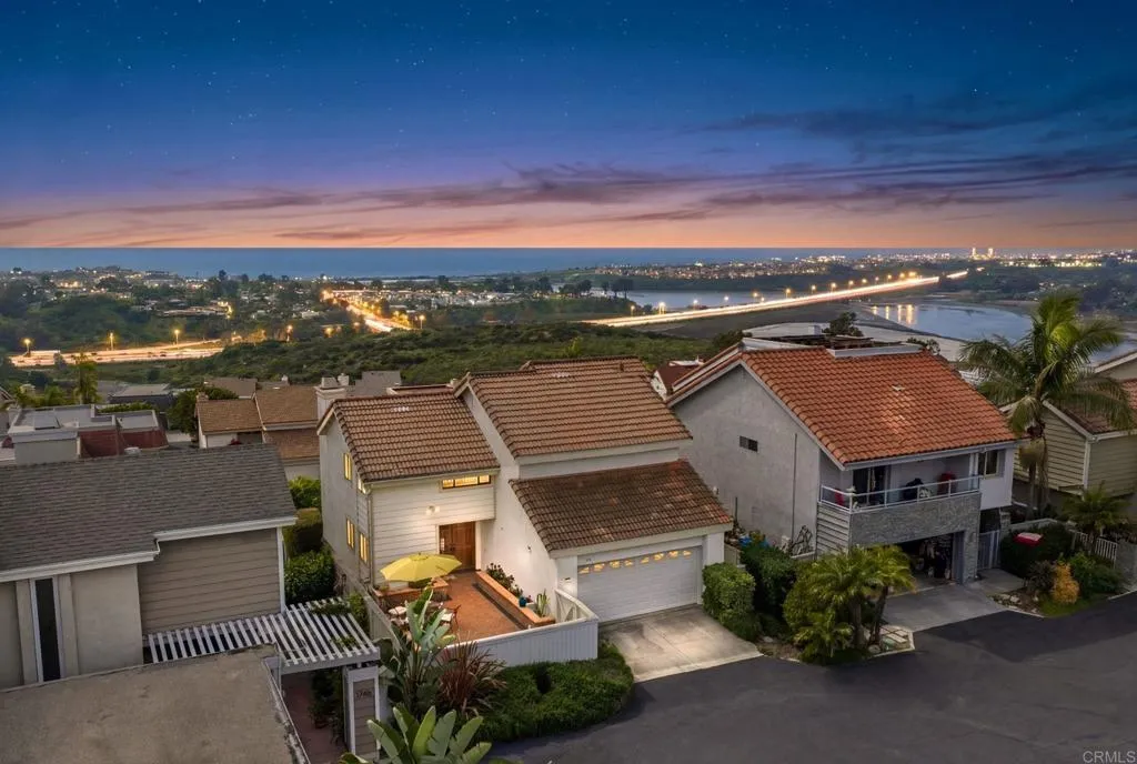 https://cdn.realtyfeed.com/cdn/127/306680664/2a9b1b75882587630d62d962725e6ed9.webp