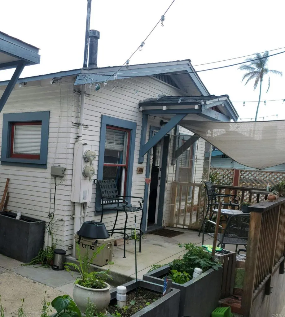 Featured listings
