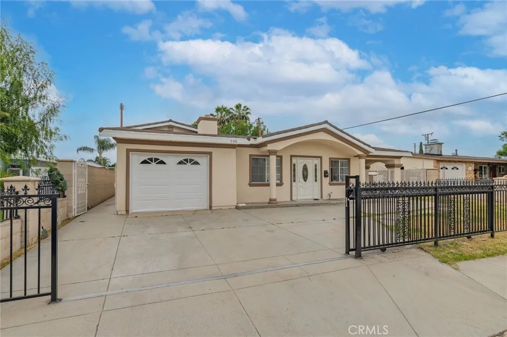La Puente, CA 91744