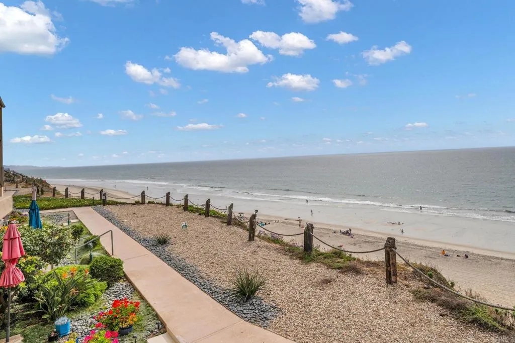 https://cdn.realtyfeed.com/cdn/127/306680732/86e8c53f76c05787735e485a8d4d3db8.webp