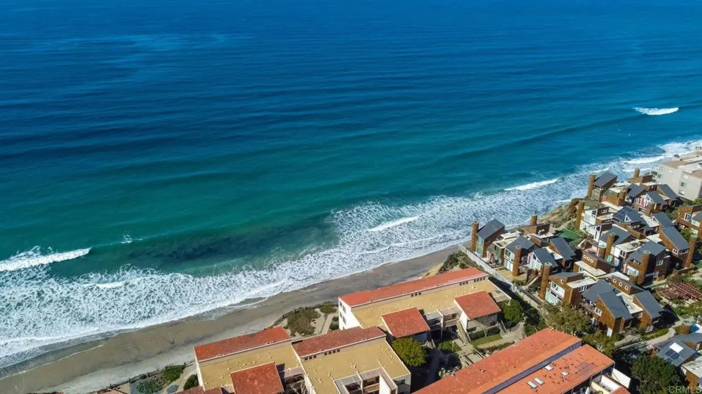 https://cdn.realtyfeed.com/cdn/127/306680732/d33c31d141a04c2c0e909aec1f75e317.webp