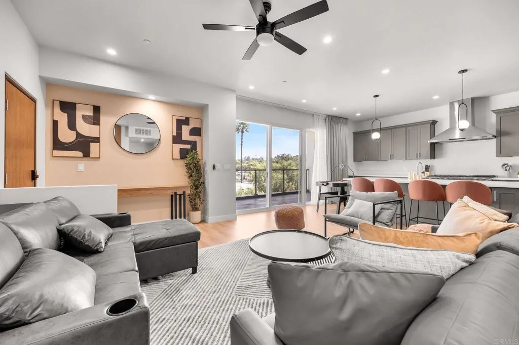https://cdn.realtyfeed.com/cdn/127/306680763/0abe7ad1ceb383533942181dea195843.webp