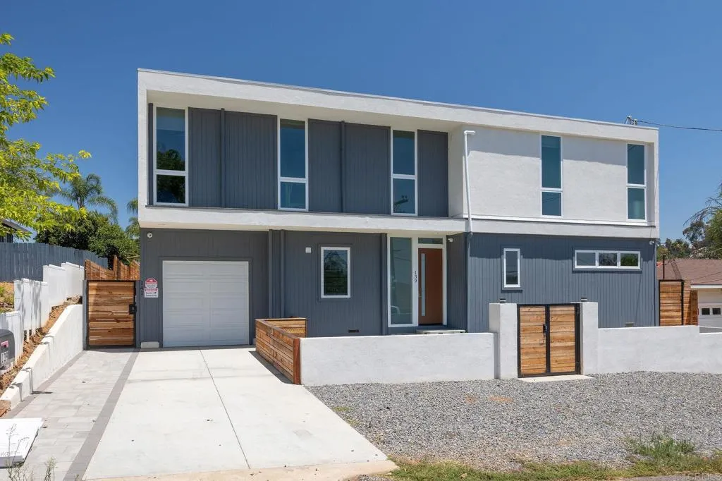 https://cdn.realtyfeed.com/cdn/127/306680763/183e1e6fac2490379d331bfe23d1d3d0.webp