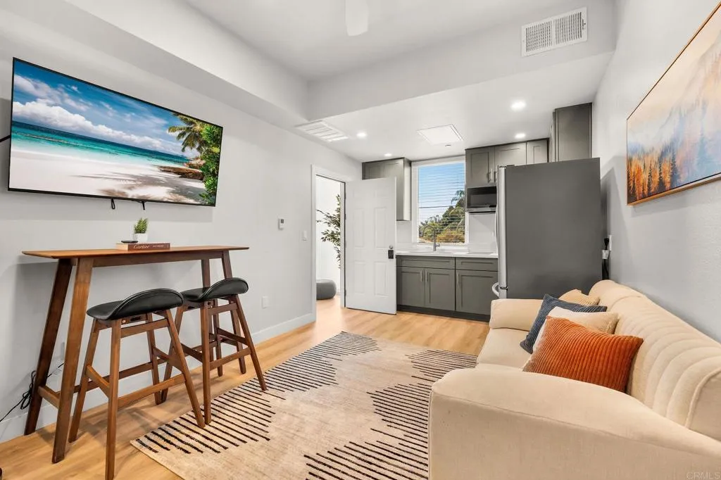 https://cdn.realtyfeed.com/cdn/127/306680763/5977080265dfc917020ac222b08ddd0d.webp