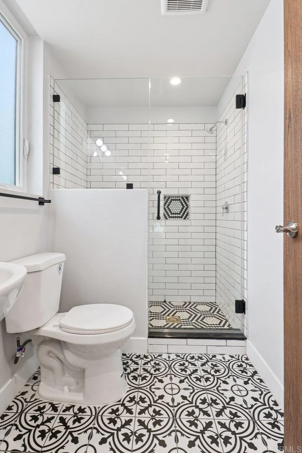 https://cdn.realtyfeed.com/cdn/127/306680763/602280d63b69f34adf3eccc8d2b50aa3.webp