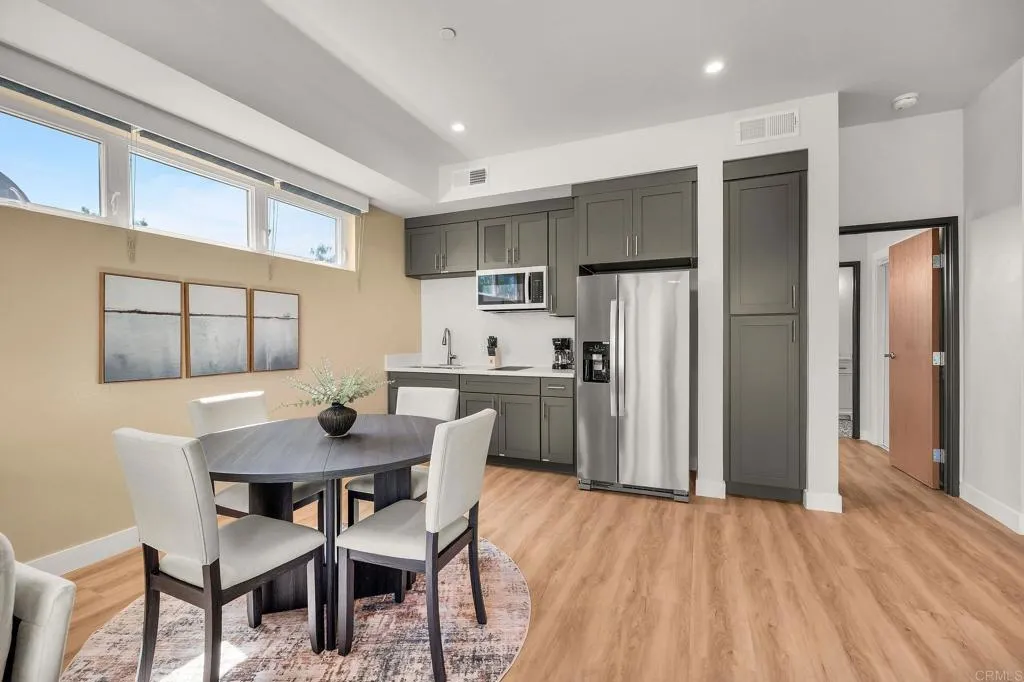 https://cdn.realtyfeed.com/cdn/127/306680763/eb6918ce3c4b5b128ca01728adc0e949.webp