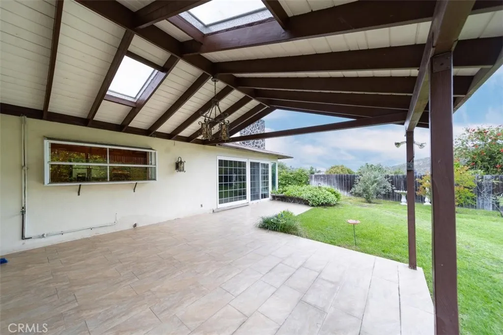 https://cdn.realtyfeed.com/cdn/127/306680821/0d815d69b50a2c9eb02547228b4aef39.webp