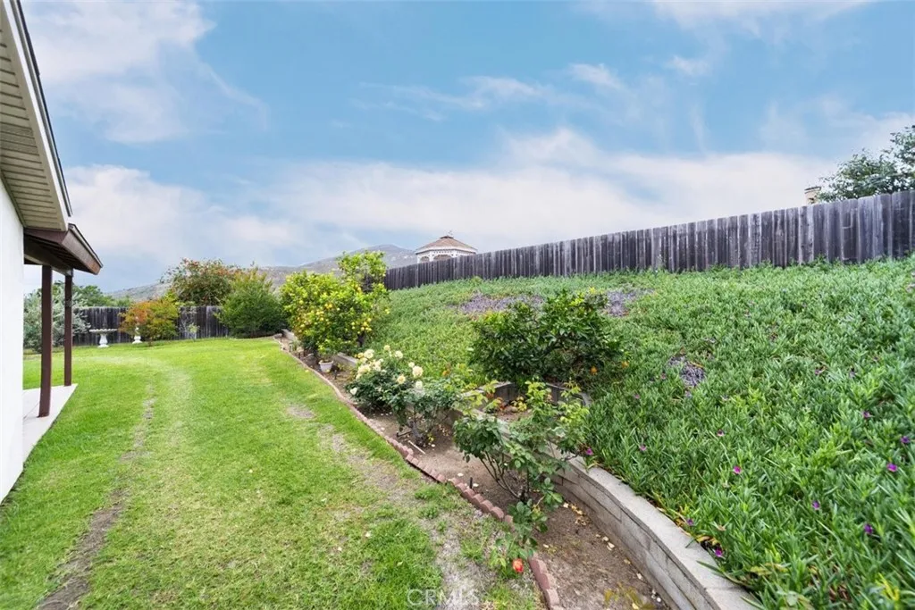 https://cdn.realtyfeed.com/cdn/127/306680821/27002d53f9292e0d79be8220a0700b4a.webp