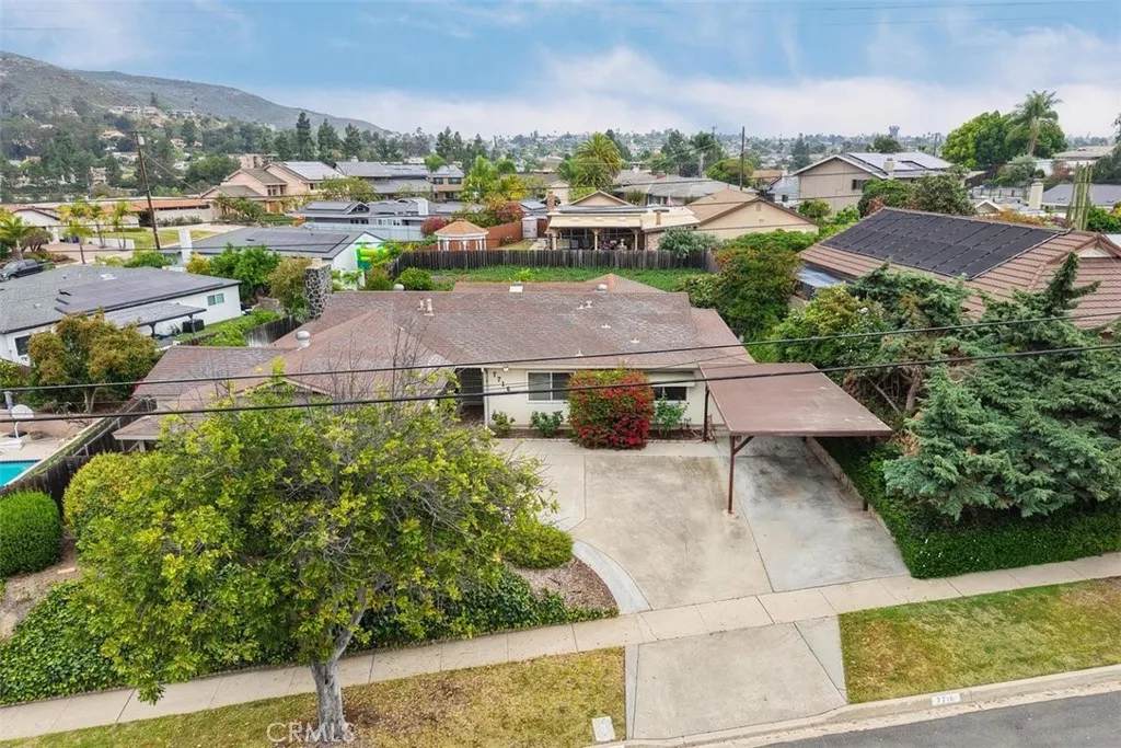 https://cdn.realtyfeed.com/cdn/127/306680821/d62a0e11b5db000e421320c4a24bb829.webp