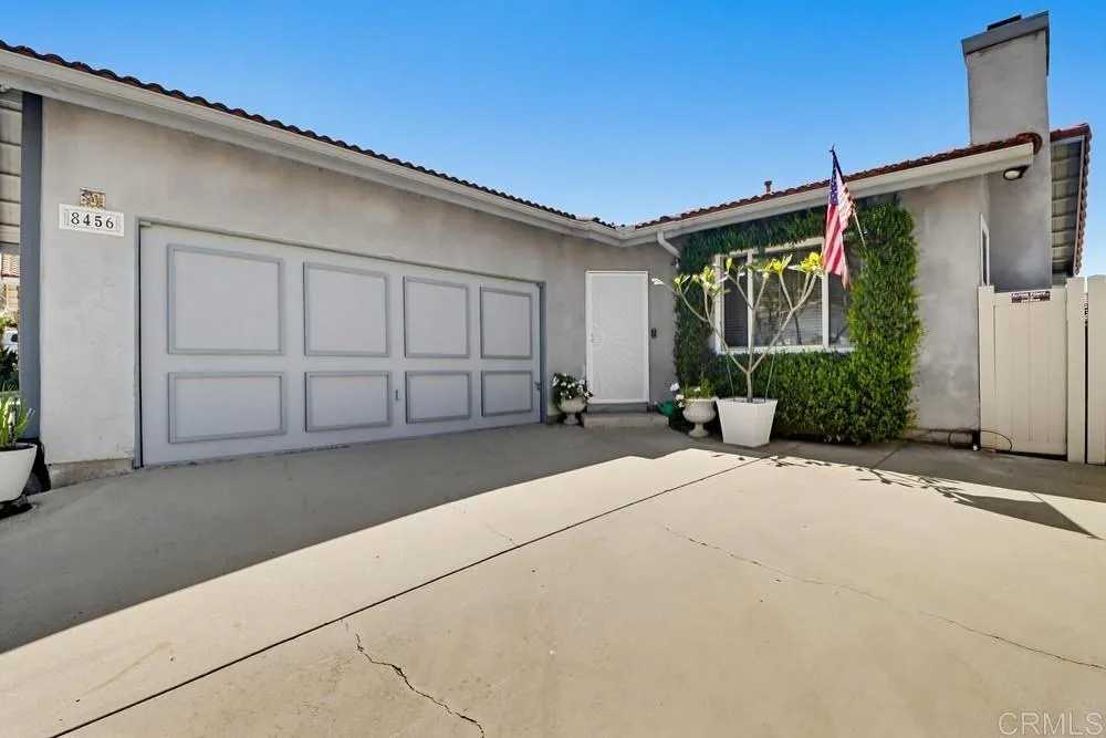 https://cdn.realtyfeed.com/cdn/127/306680826/2ec3854c57e1bf74d7c119fd0fb925be.webp