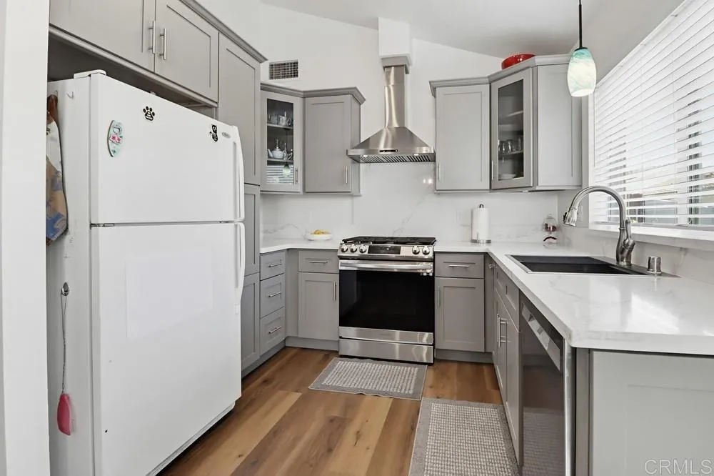https://cdn.realtyfeed.com/cdn/127/306680826/7e8efe5c757a70dd2631a63904cb63ae.webp