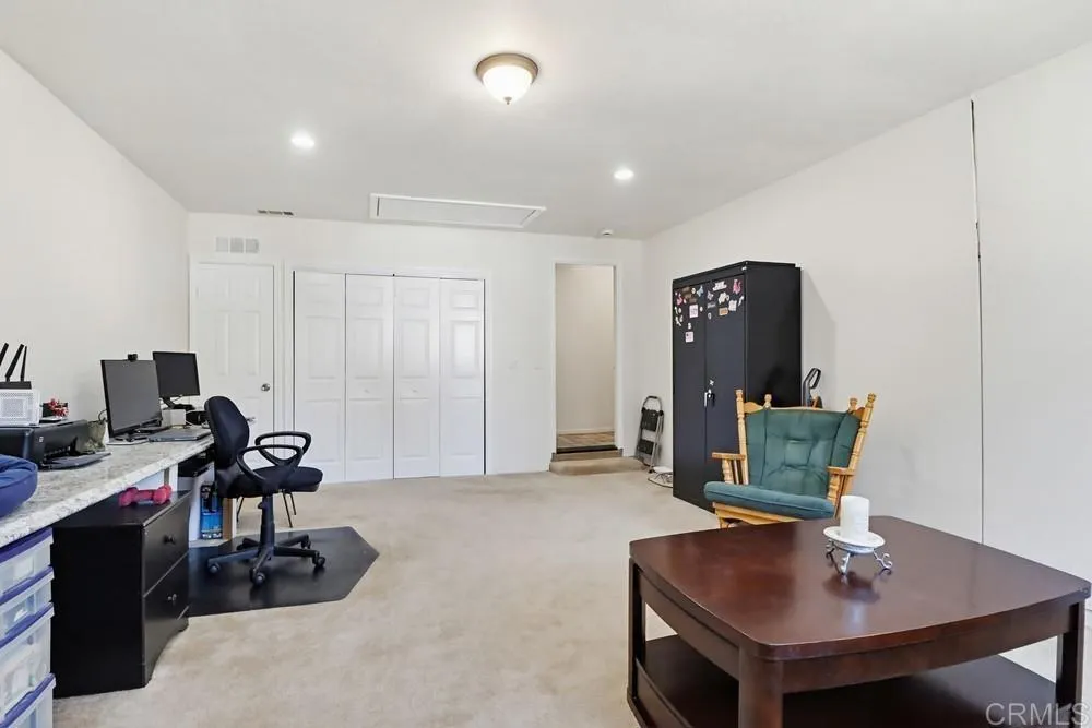 https://cdn.realtyfeed.com/cdn/127/306680826/b50548aba5e2896e0338eb6e695778ff.webp