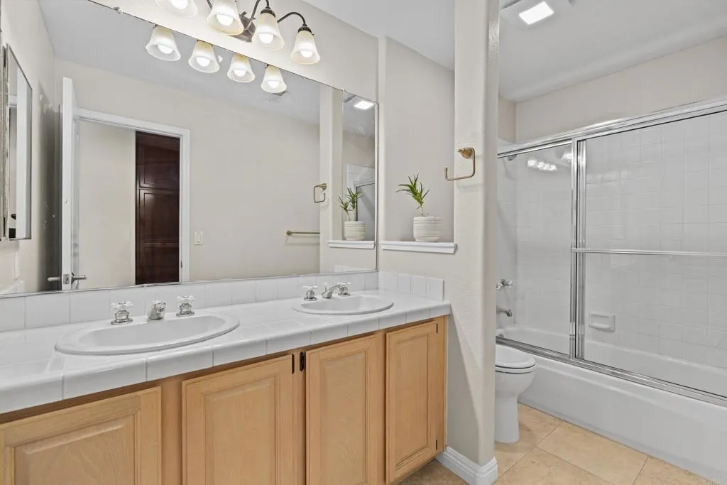 https://cdn.realtyfeed.com/cdn/127/306680845/2a9434255230e86439f484777cafe601.webp