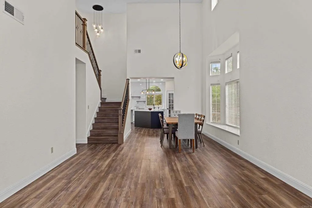 7004 Vista Olas, Carlsbad, CA, 92009