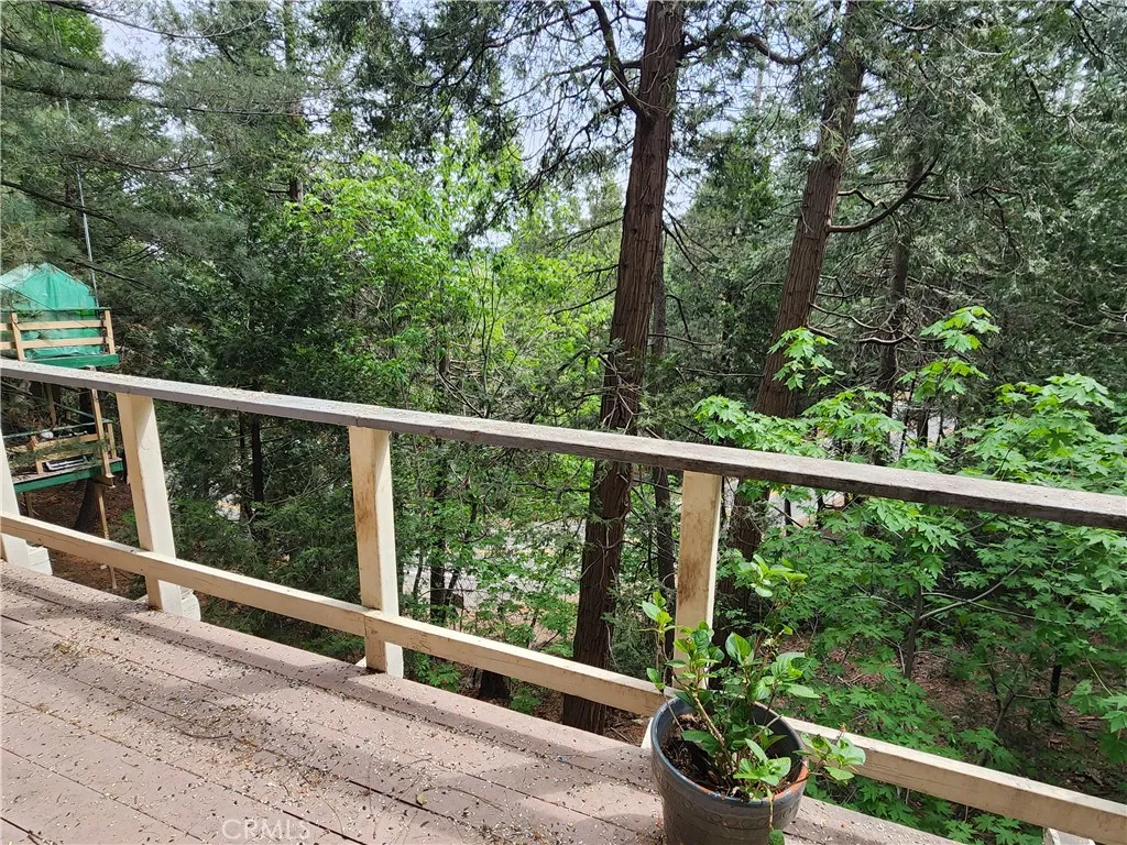 1023 Mercury, Crestline, CA, 92325