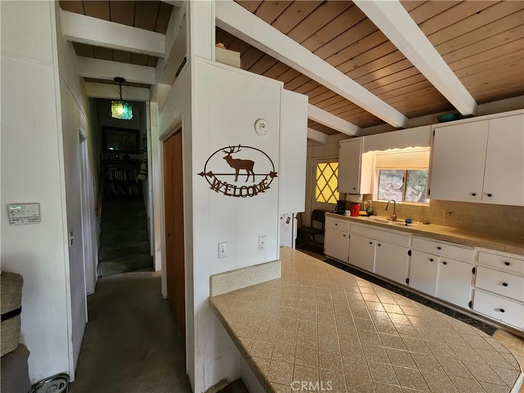 1023 Mercury, Crestline, CA, 92325