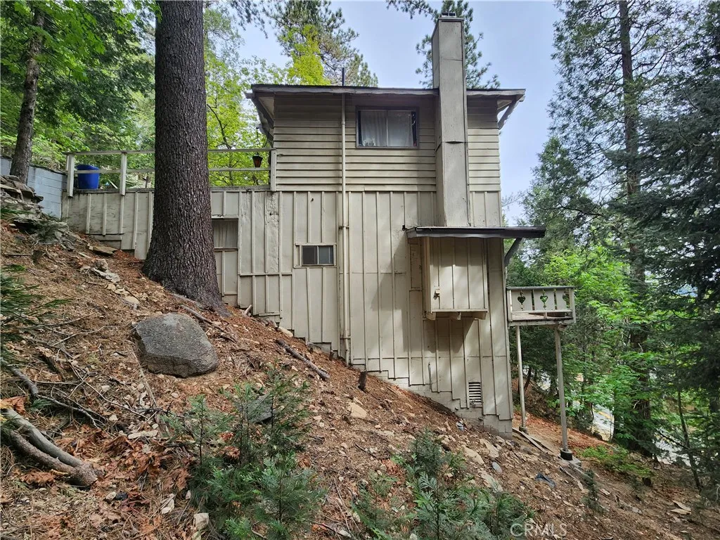 1023 Mercury, Crestline, CA, 92325