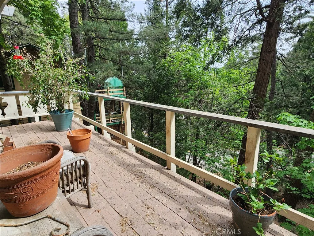1023 Mercury, Crestline, CA, 92325