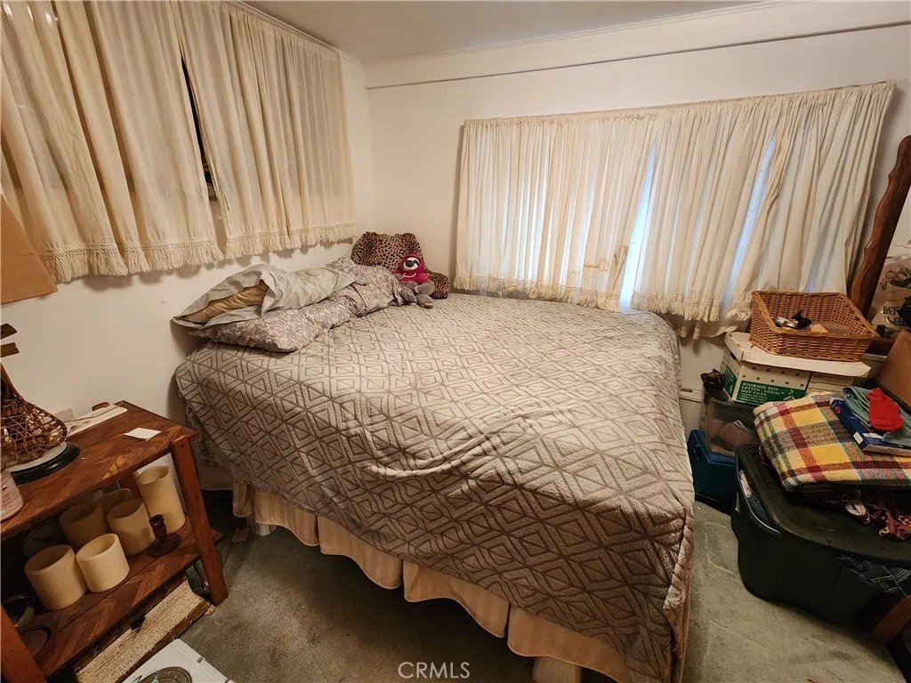 1023 Mercury, Crestline, CA, 92325