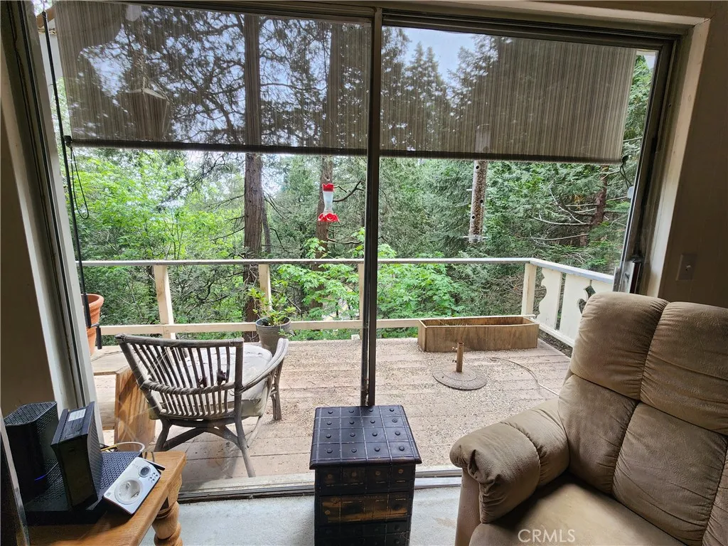 1023 Mercury, Crestline, CA, 92325