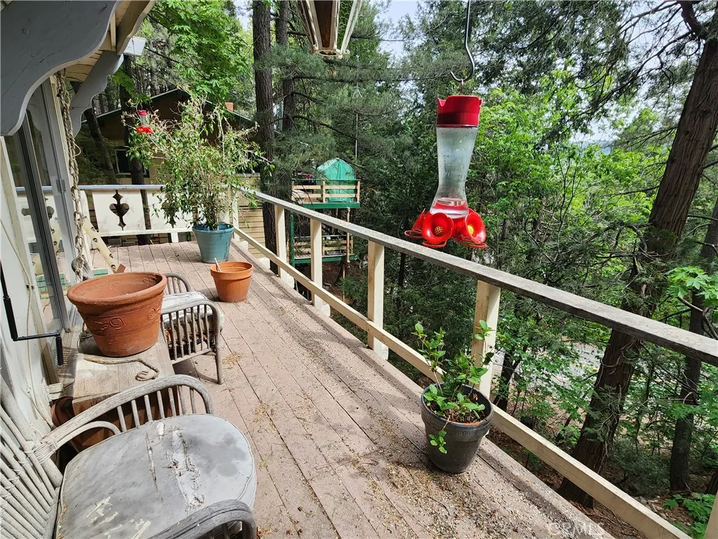 1023 Mercury, Crestline, CA, 92325