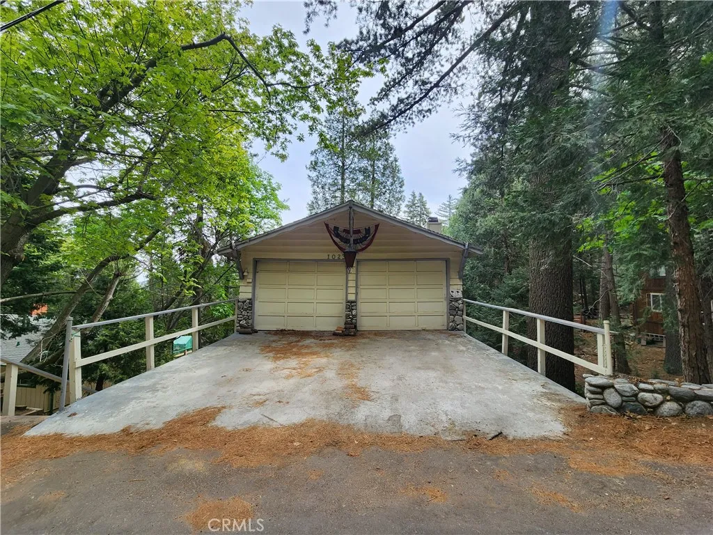 1023 Mercury, Crestline, CA, 92325