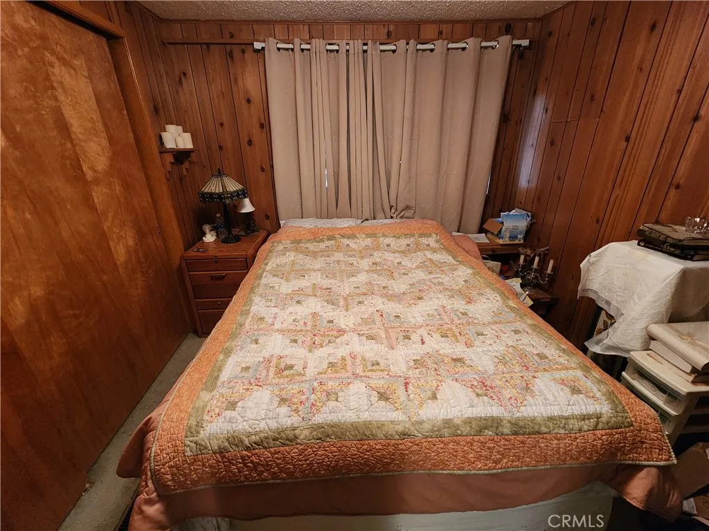 1023 Mercury, Crestline, CA, 92325