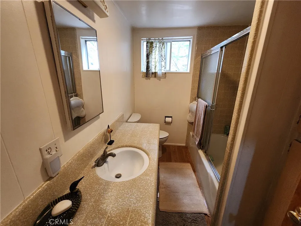 1023 Mercury, Crestline, CA, 92325