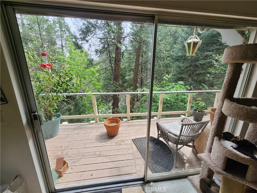 1023 Mercury, Crestline, CA, 92325