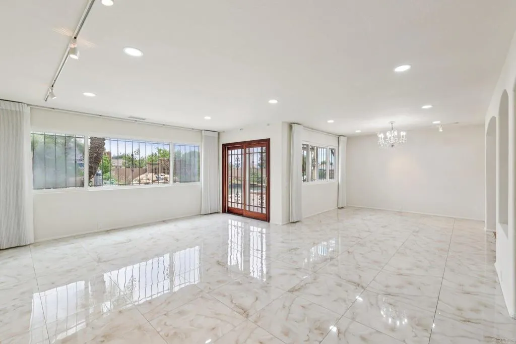 1943 Brookhurst Dr, El Cajon, CA, 92019