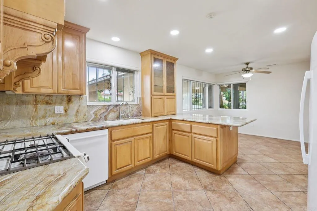 1943 Brookhurst Dr, El Cajon, CA, 92019