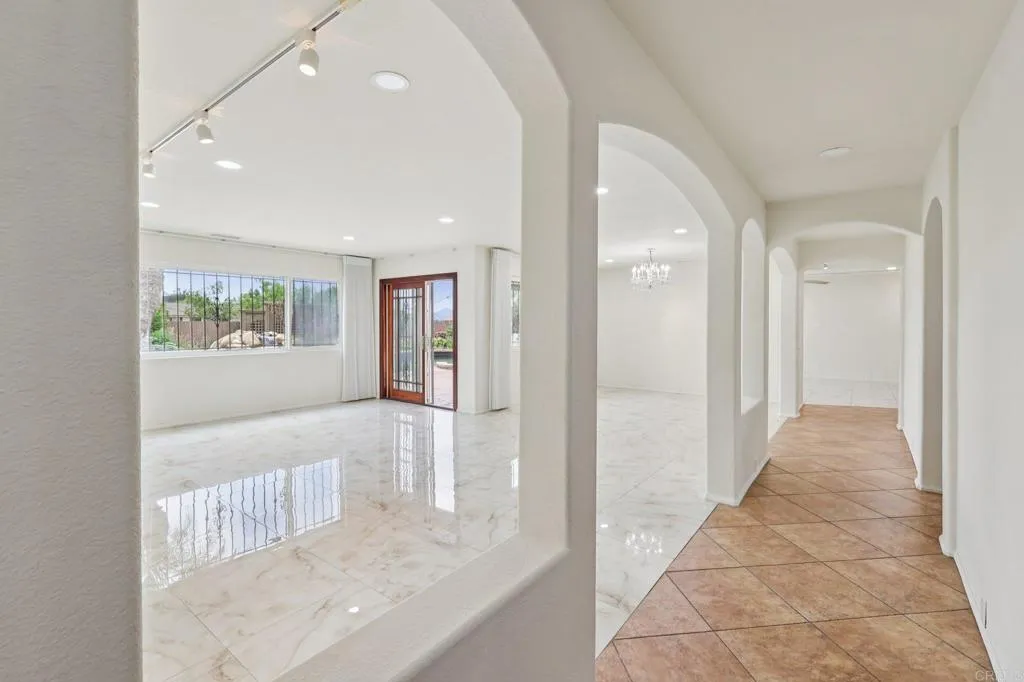 1943 Brookhurst Dr, El Cajon, CA, 92019