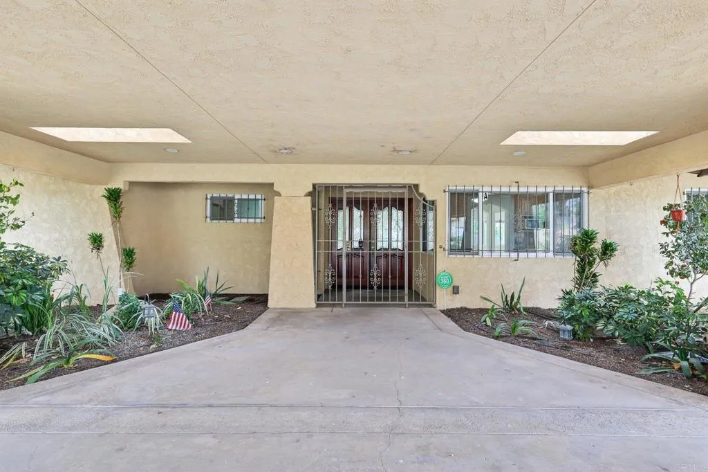 1943 Brookhurst Dr, El Cajon, CA, 92019