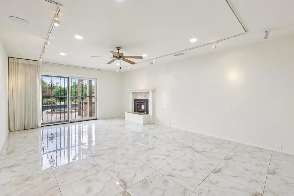 1943 Brookhurst Dr, El Cajon, CA, 92019