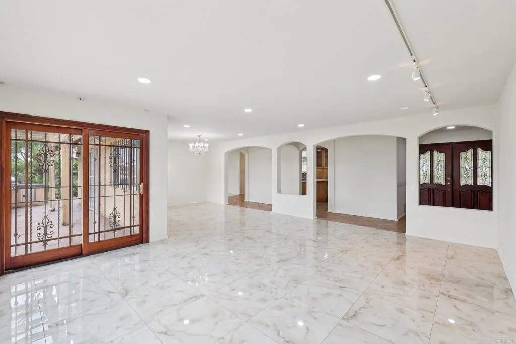 1943 Brookhurst Dr, El Cajon, CA, 92019