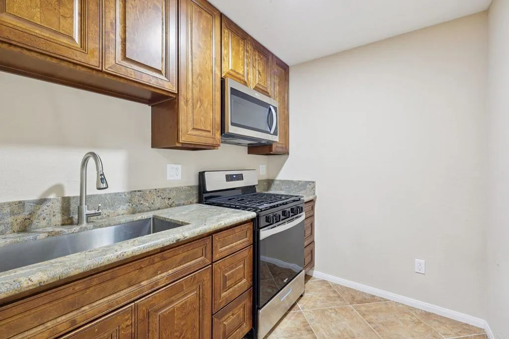 1943 Brookhurst Dr, El Cajon, CA, 92019