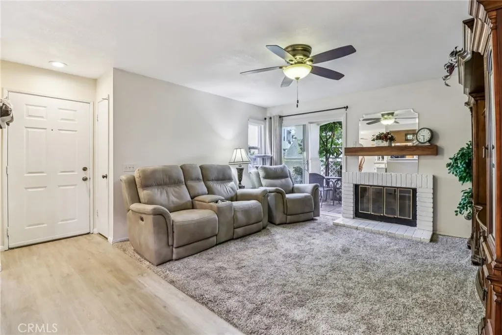 https://cdn.realtyfeed.com/cdn/127/306680992/022fc8c1d7dcbd46c625b2062fee02fe.webp