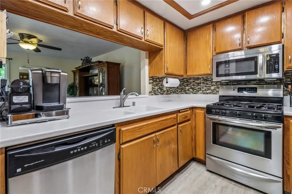 https://cdn.realtyfeed.com/cdn/127/306680992/9ae8eaa5e336827c2d52d1081c50cede.webp
