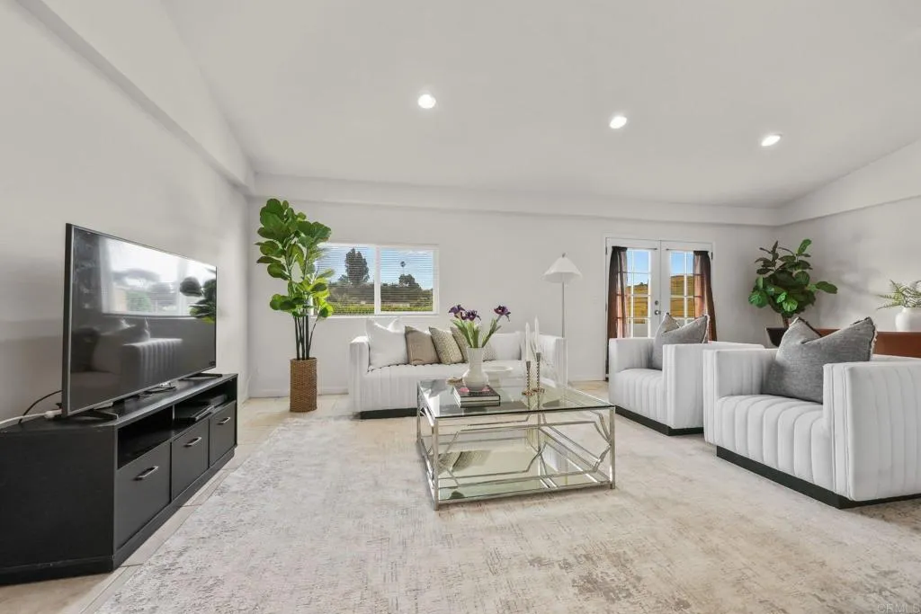 https://cdn.realtyfeed.com/cdn/127/306681081/26266c98acbb6ae838353608fb28f5af.webp