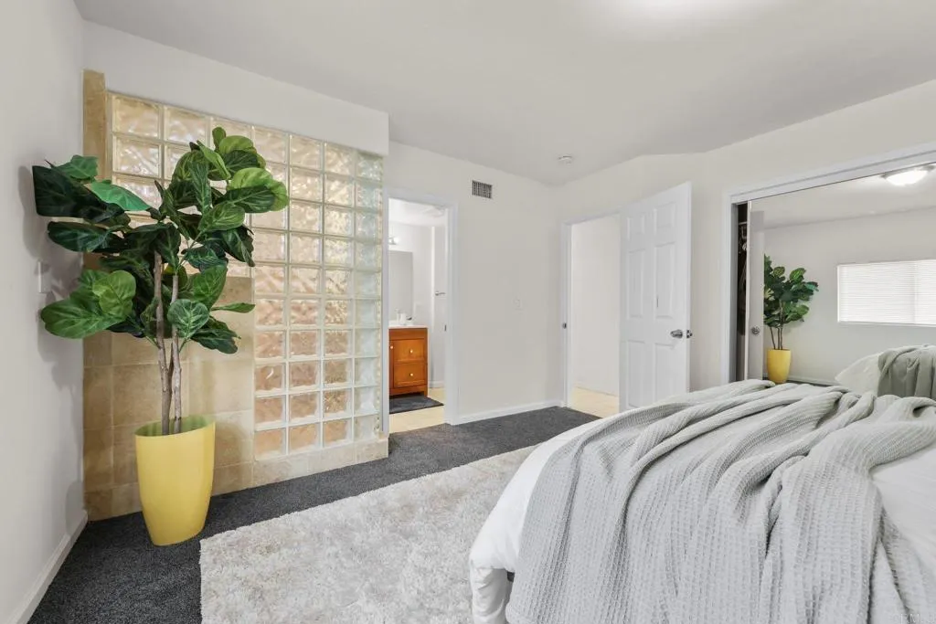 https://cdn.realtyfeed.com/cdn/127/306681081/77c24e0f453f2efa7171ecd8acb56b1b.webp
