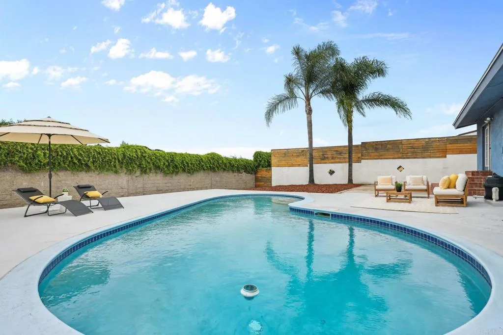 https://cdn.realtyfeed.com/cdn/127/306681081/9cad94286005d323ffeea951f31bee28.webp