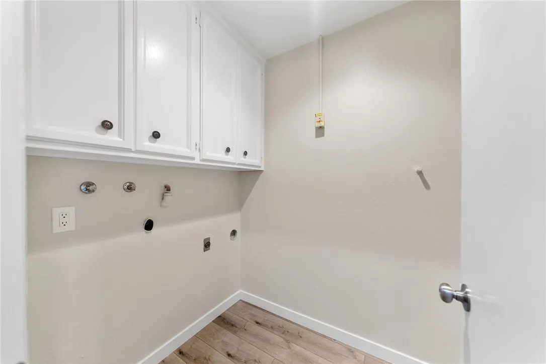 https://cdn.realtyfeed.com/cdn/127/306681168/0aa004279f5675109ea89f68f225fd91.webp