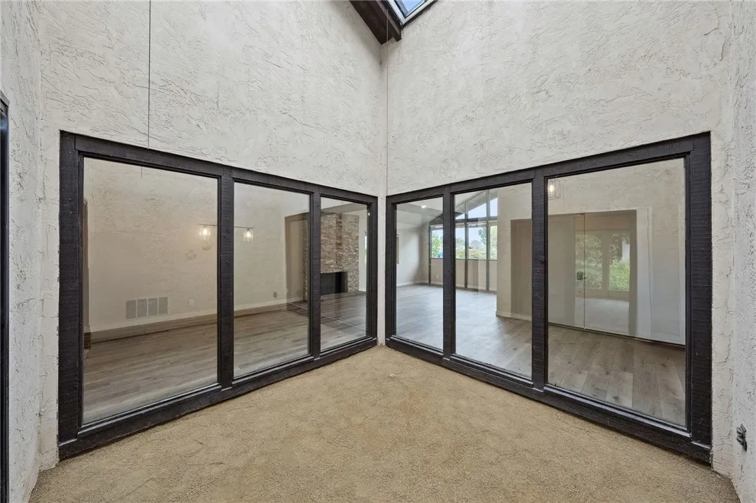 https://cdn.realtyfeed.com/cdn/127/306681168/1df961af4f7cf3d0bc2b616f389331a2.webp