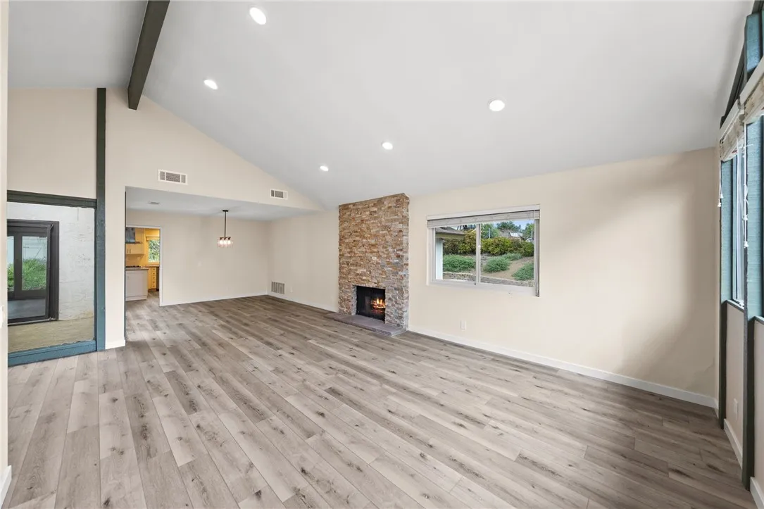 https://cdn.realtyfeed.com/cdn/127/306681168/b163c1b2329bb7e017e0807f8d0bc17e.webp