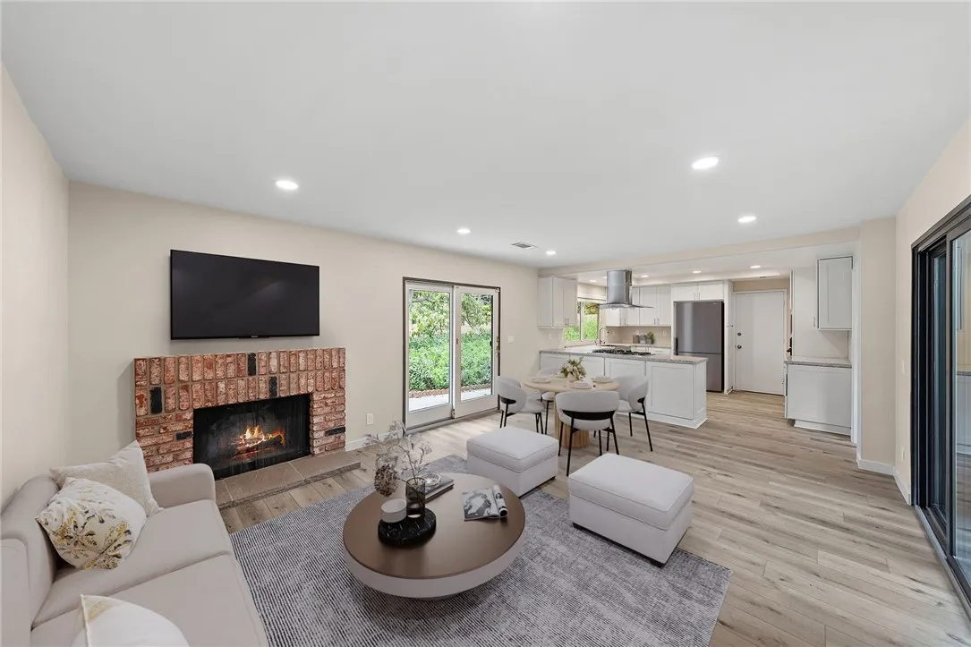 https://cdn.realtyfeed.com/cdn/127/306681168/d073f24d7186f844804f74a186a24f22.webp
