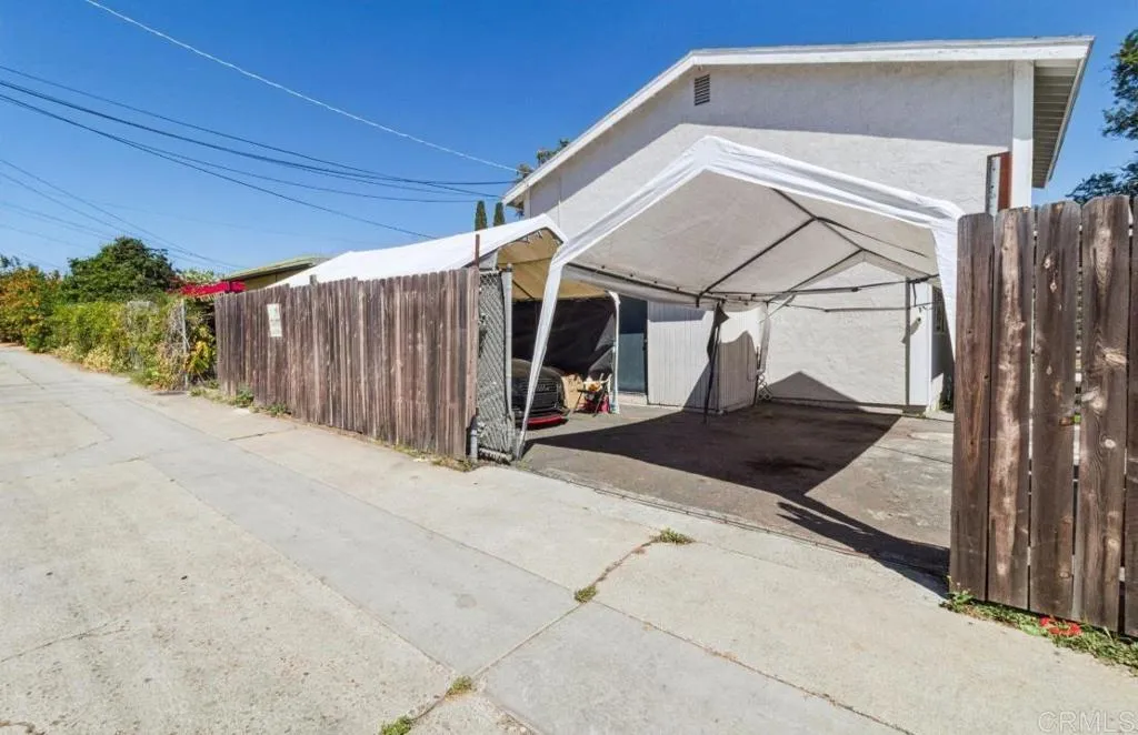 https://cdn.realtyfeed.com/cdn/127/306681182/4505bf9ab07cbaca9521e9d57bdc5759.webp