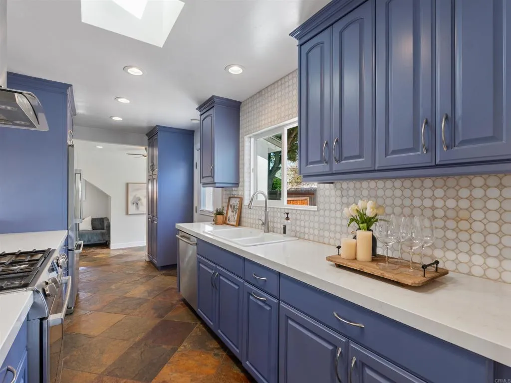 https://cdn.realtyfeed.com/cdn/127/306681217/03e039debe1dc21afa1c129b740863ed.webp