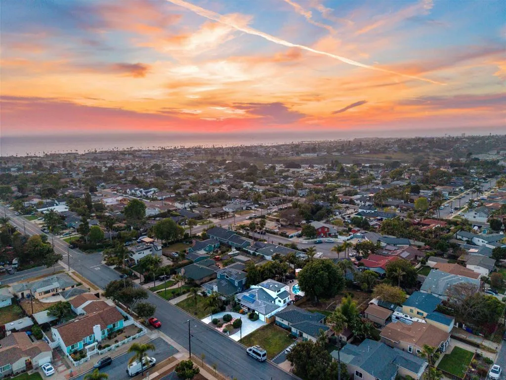 https://cdn.realtyfeed.com/cdn/127/306681217/28a21d703fb53a06b84ab7faf11c4f85.webp